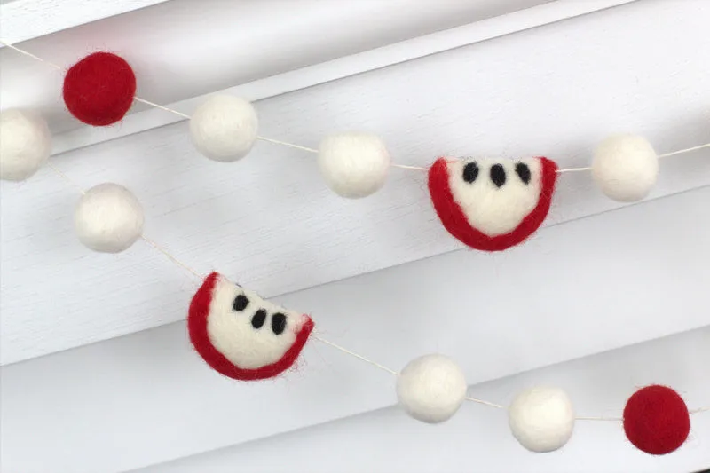 Apple Slice & Felt Ball Garland- Red & White