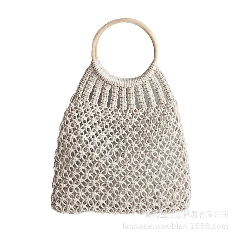 Fashionable Ladies' Straw Woven Handbag For Hollow Beach