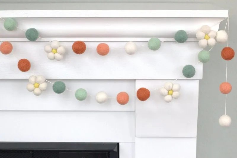 Felt Flower Daisy Garland- Earth Tones