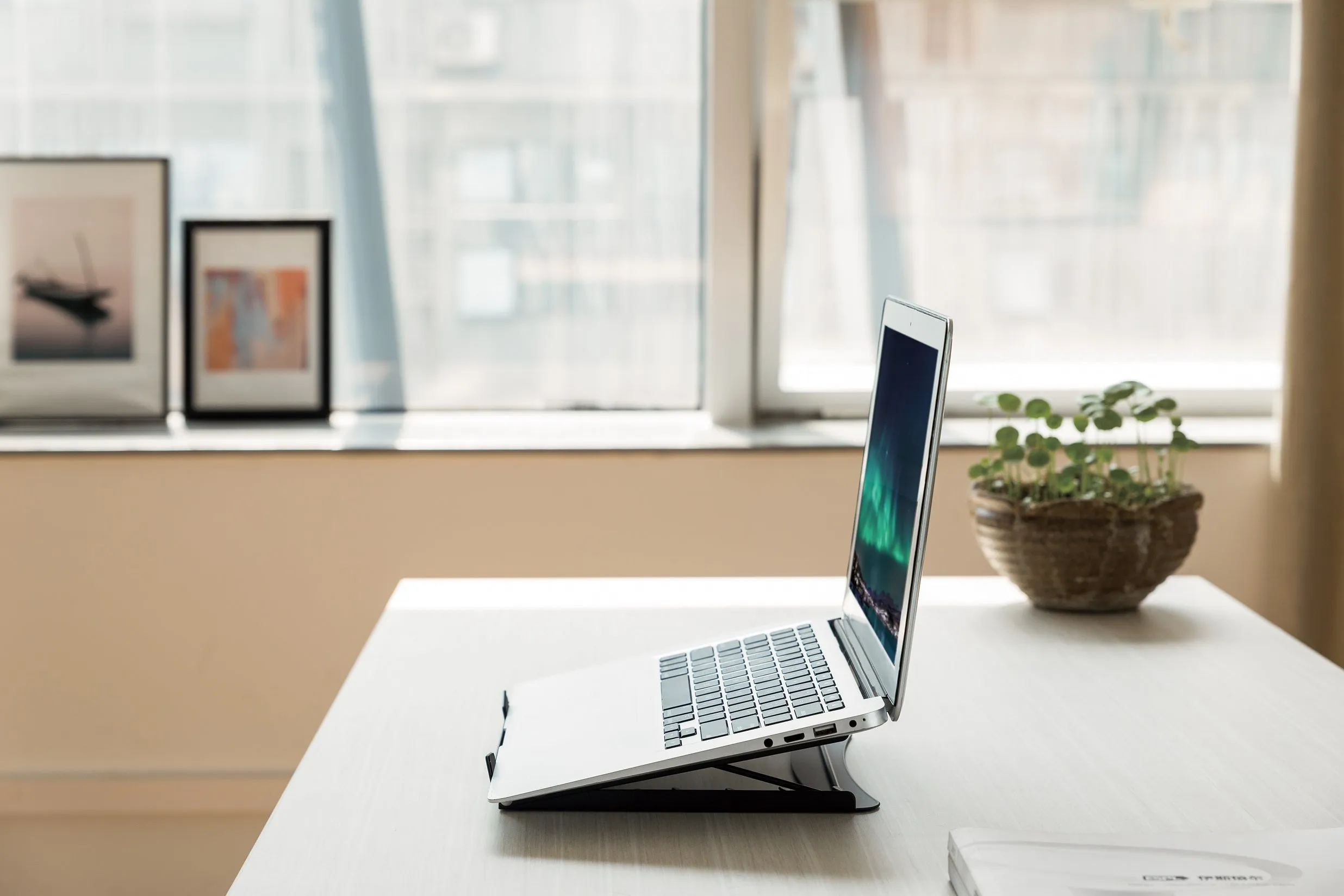 Foldable Laptop Stand - Black