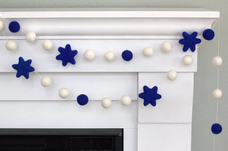 Hanukkah Garland- Star of David- Blue & White