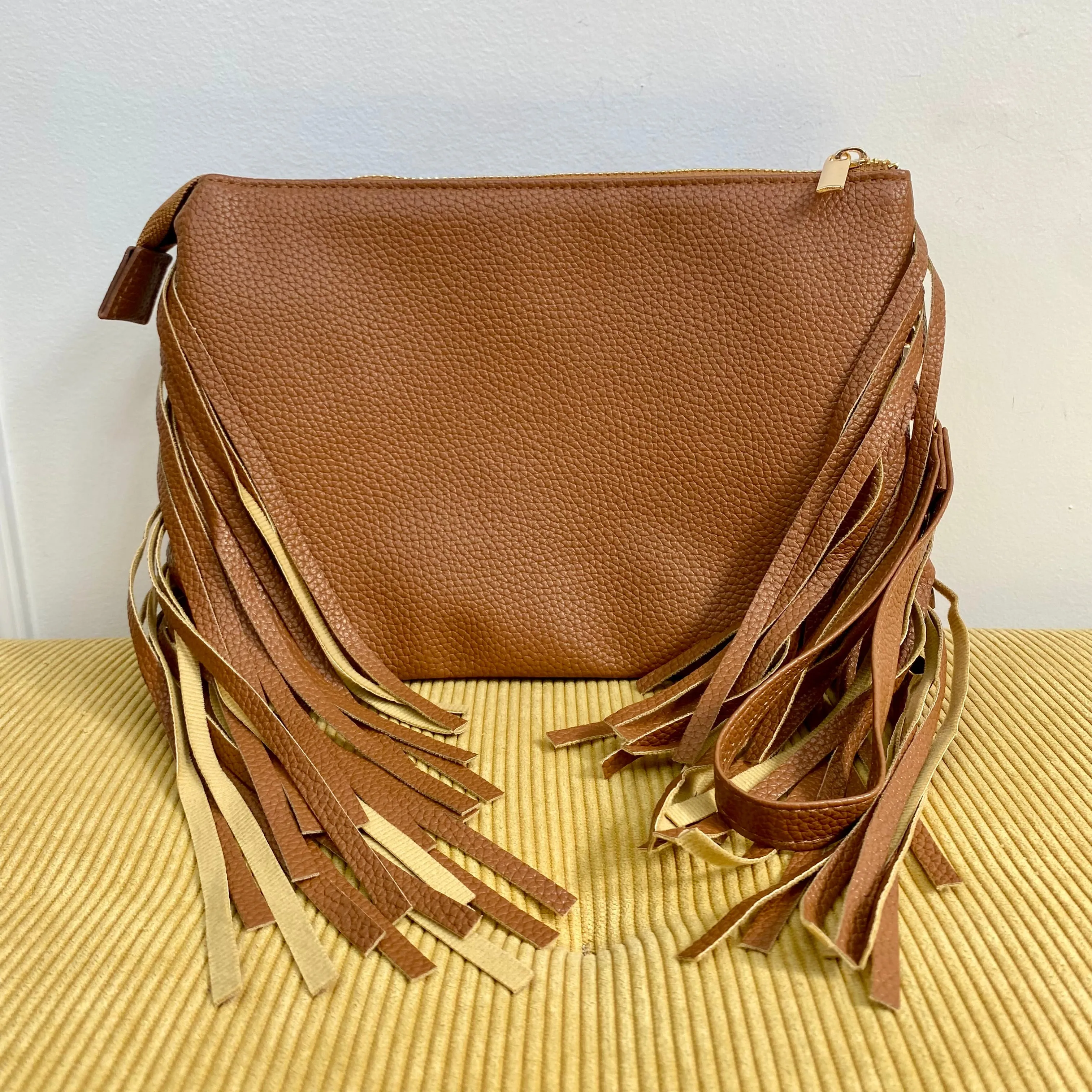 Lucky   Fringe - Clutch Crossbody