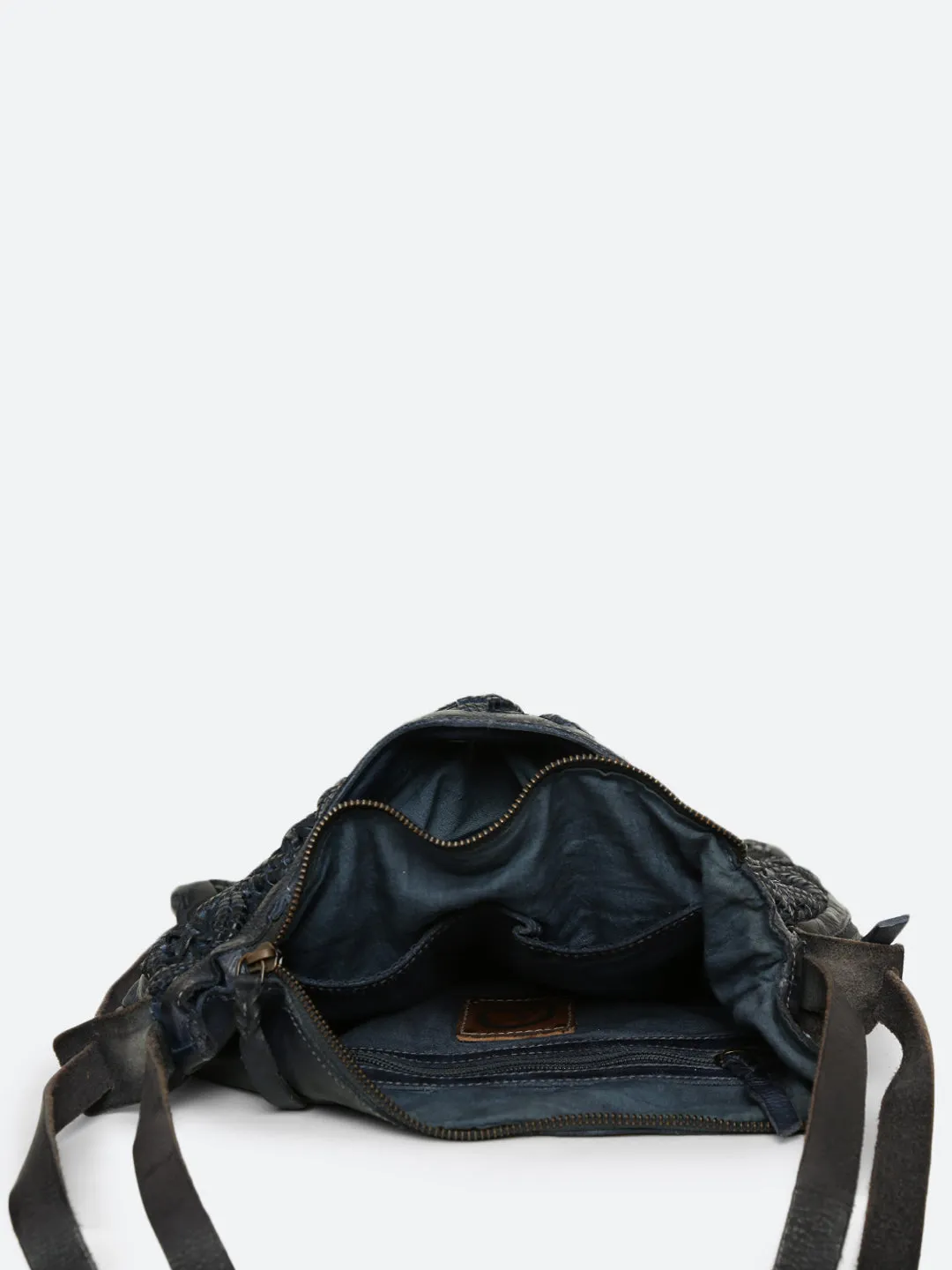 Mauch: Navy Blue Leather Shopper Cum Backpack With Macrame Weaving