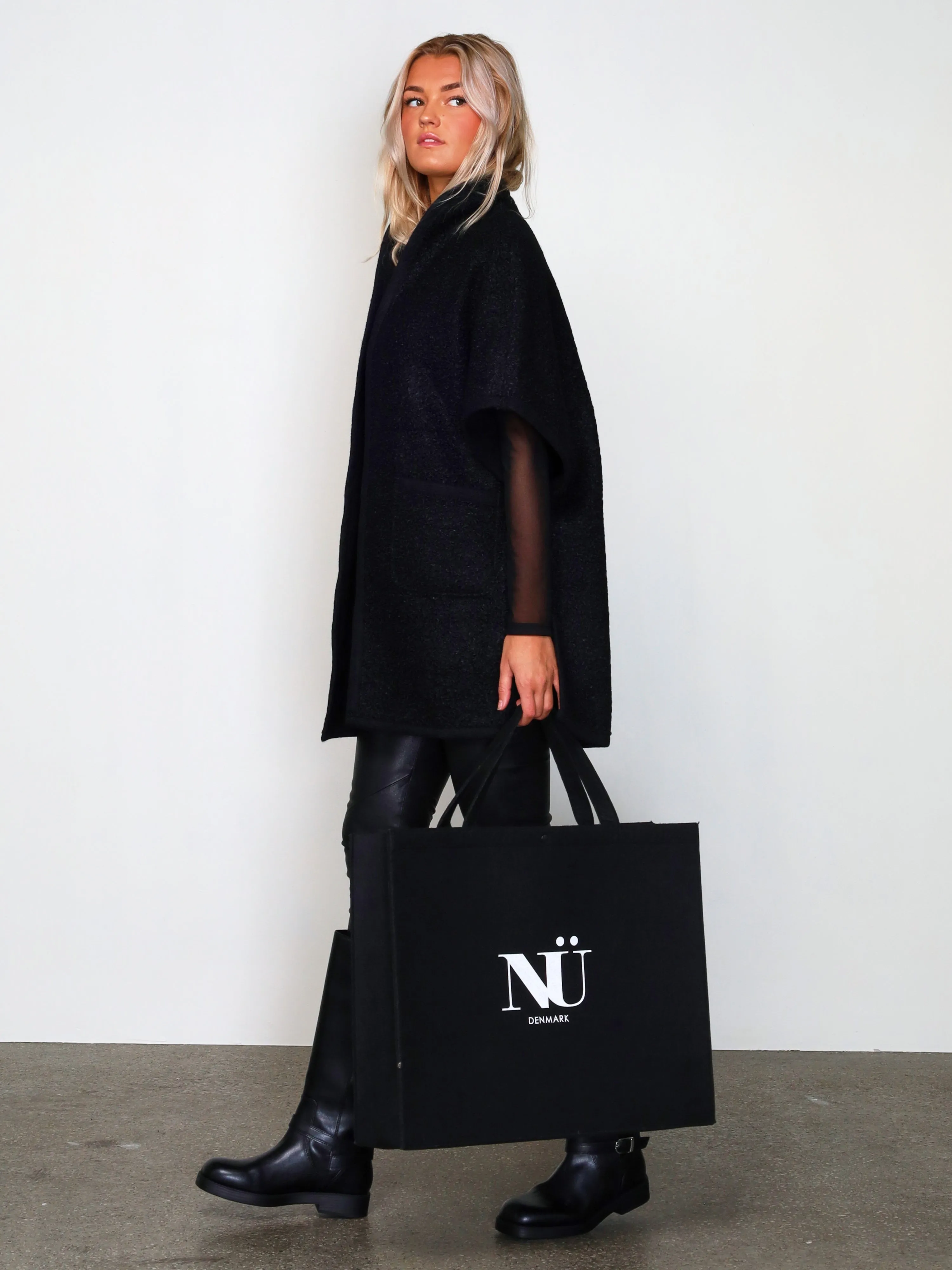 NÜ felt bag - Black