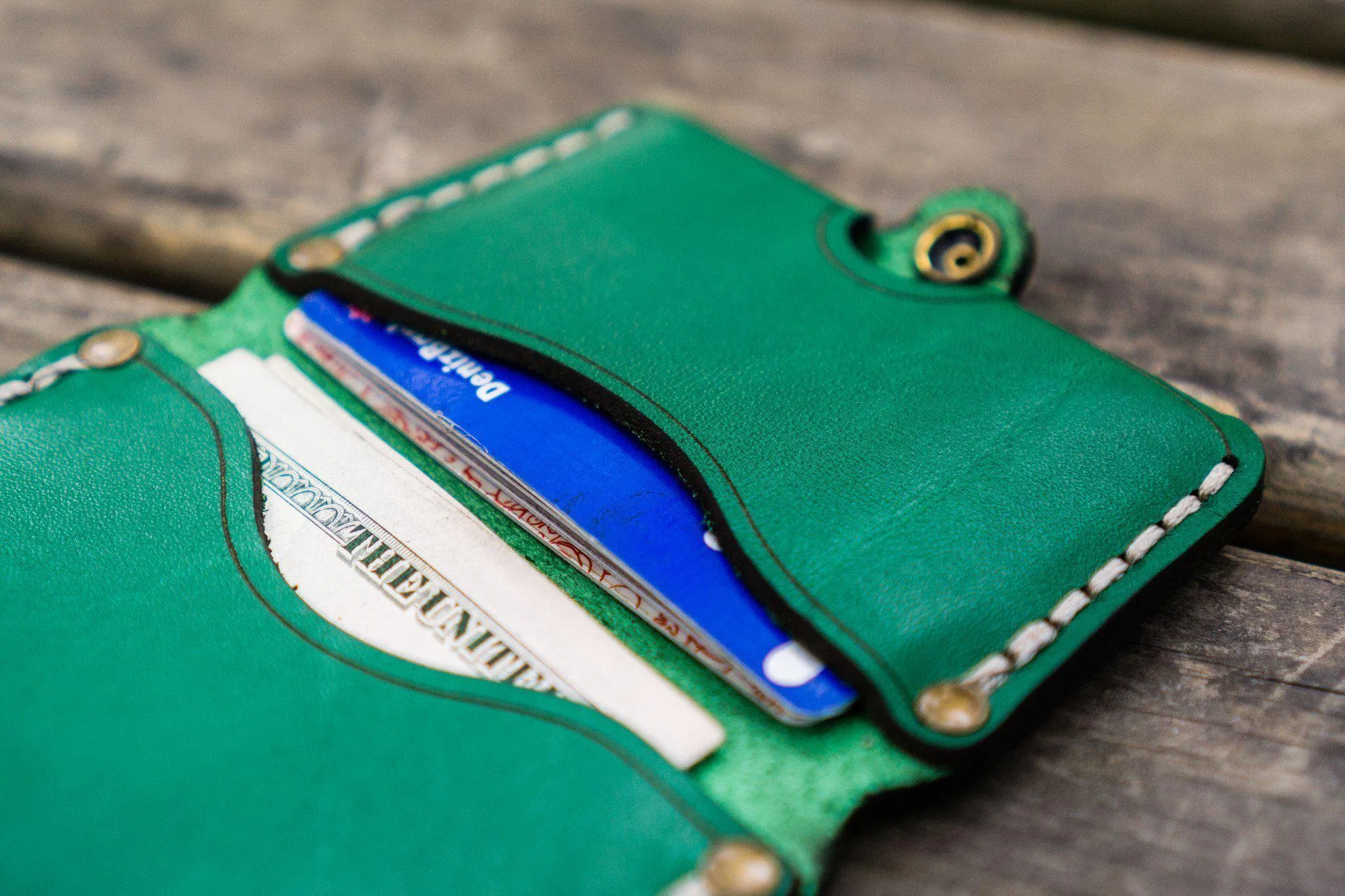 No.38 Personalized Minimalist Hanmade Leather Wallet - Green