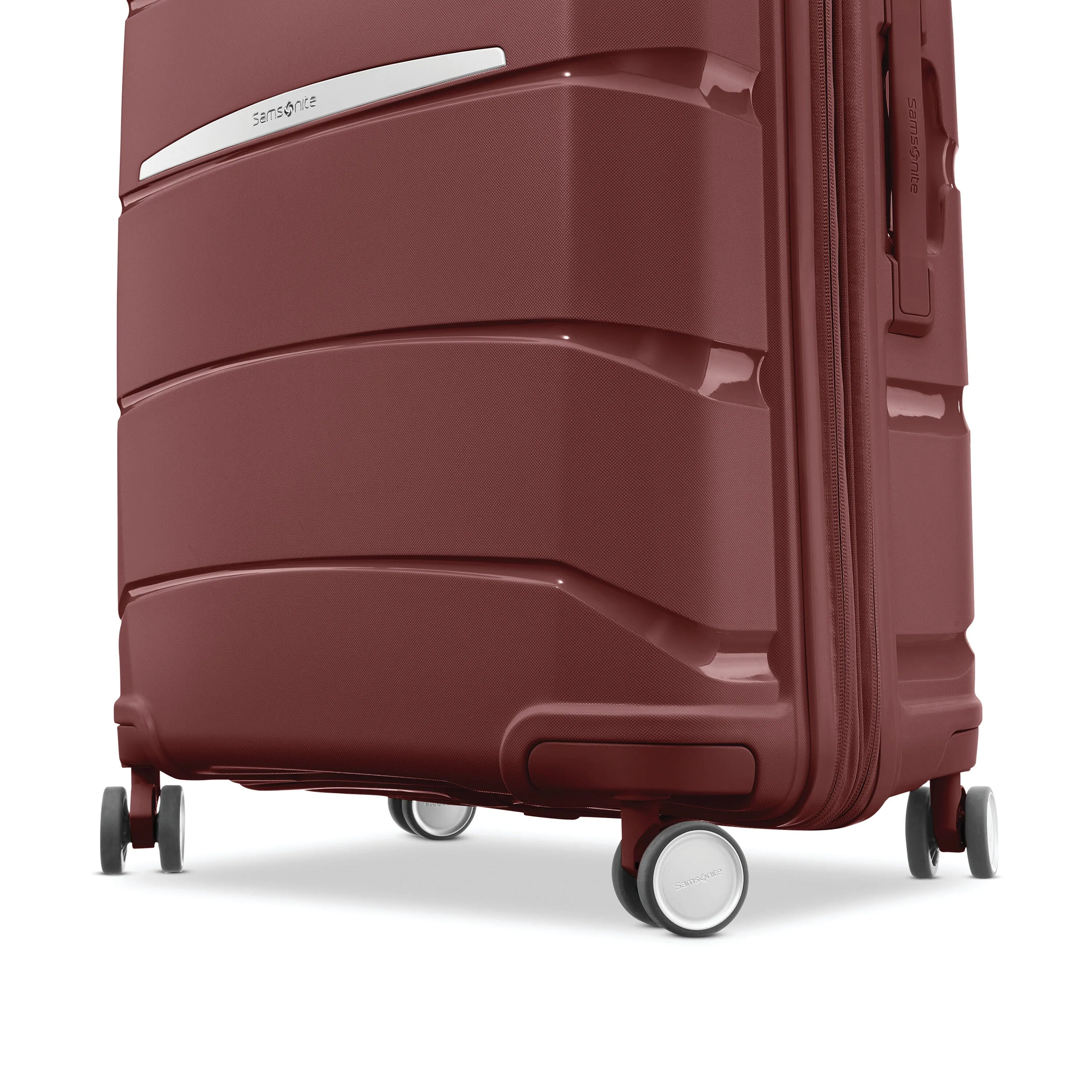 Samsonite Outline Pro Medium Spinner Luggage