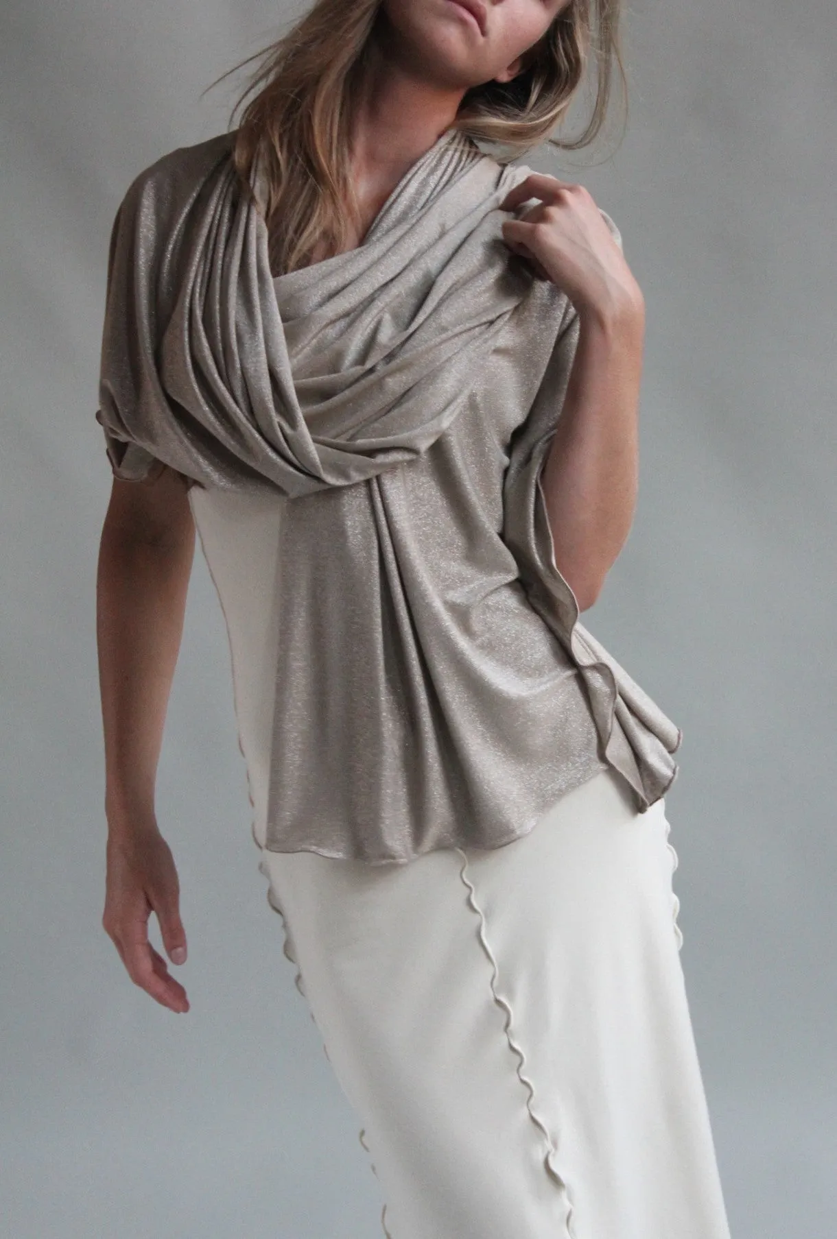 SHAWL airy elegance