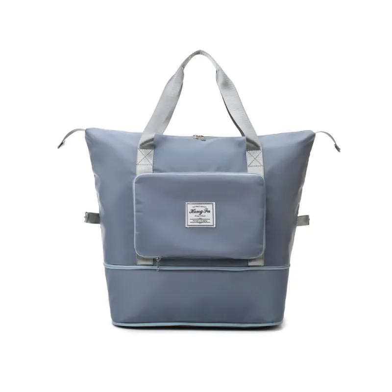 Shoulder bag with large capacity - travel-ready and space-saving