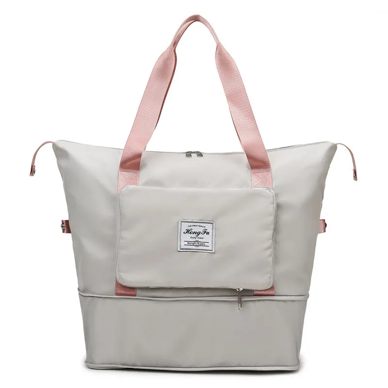 Shoulder bag with large capacity - travel-ready and space-saving