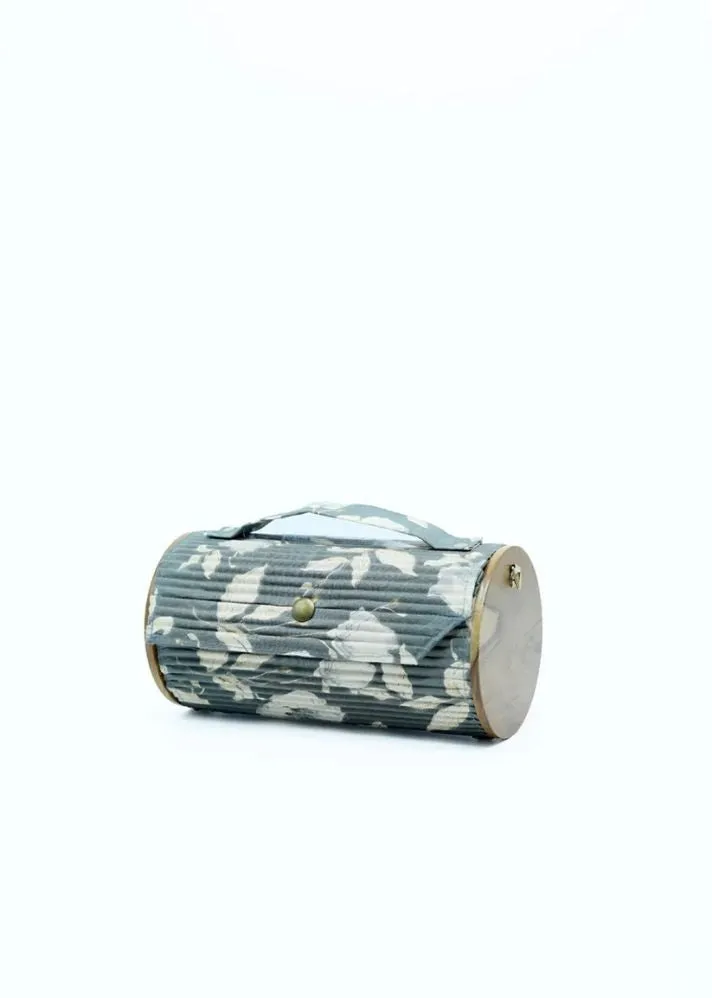 Varsham Round Clutch - Changeable Sleeve