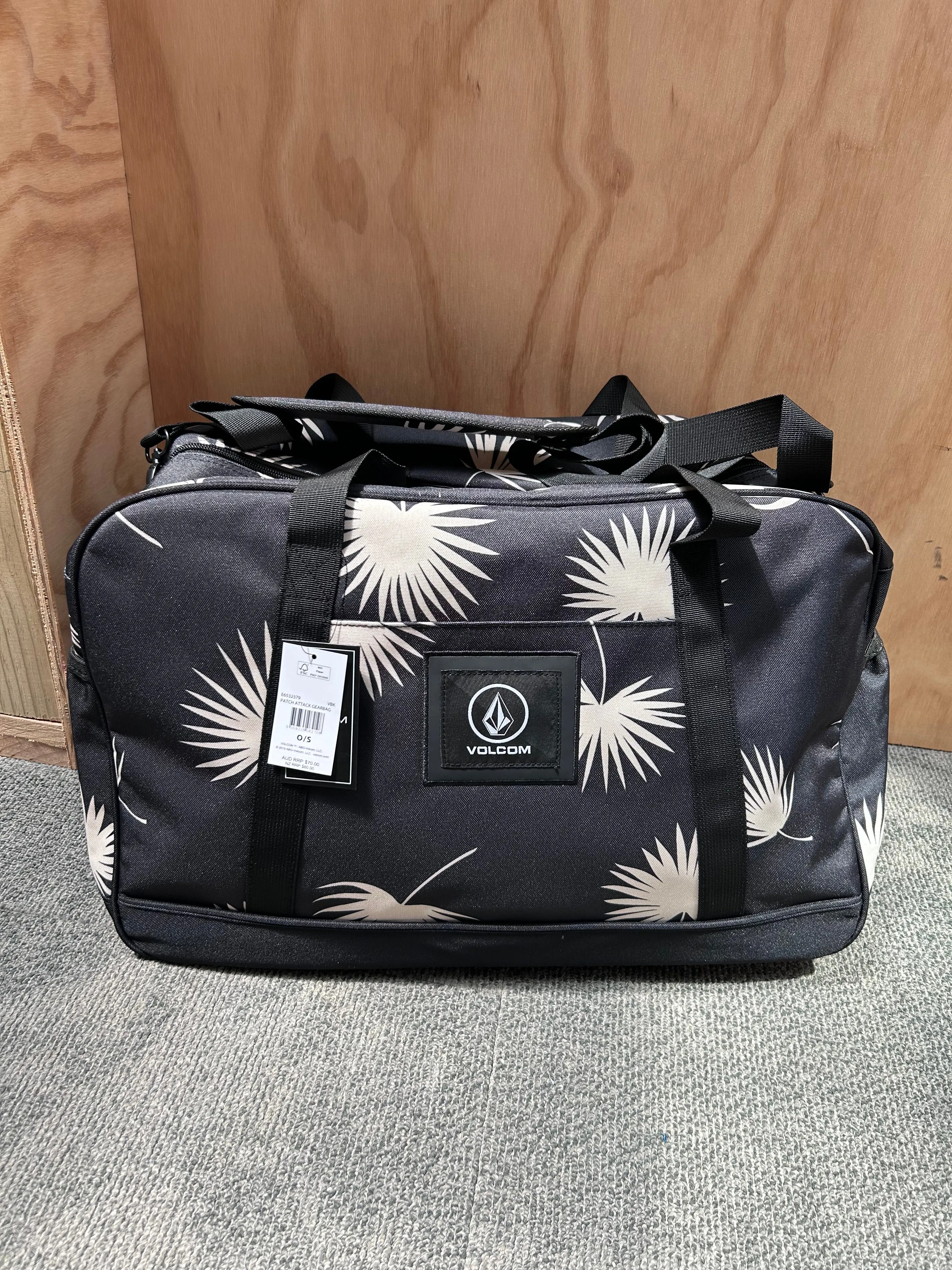 Volcom Patch Attack Gear Bag